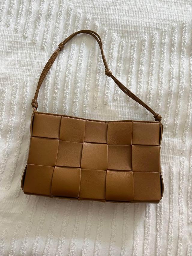 ส่งต่อกระเป๋าสะพายไหล่ Bottega Veneta 2023 Interracio Shoulder 3