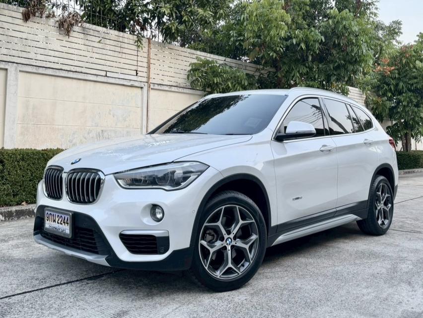BMW X1 xDrive18i xLine 2018 สีขาว มือเดียว ไมล์น้อย ราคาดีฟรีดาวน์