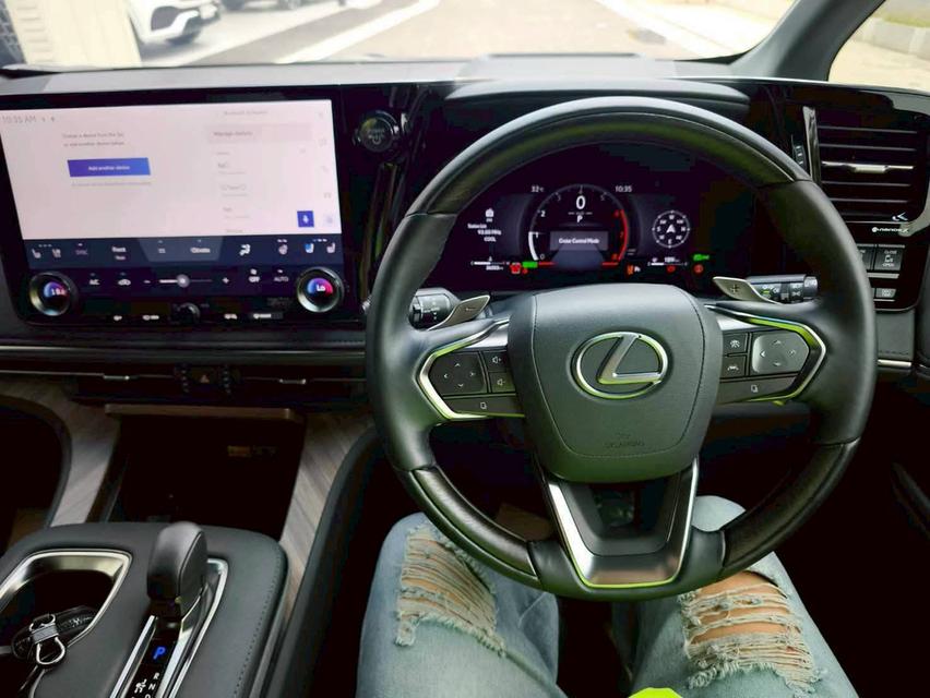 รหัสรถ KPV8680 📌 2025 LEXUS LM 350h EXECUTIVE 7 SEAT