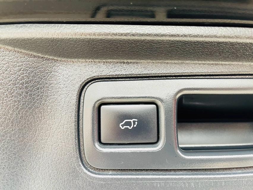 Toyota Fortuner2.8 GR Sport 4WD ปี 23จด24 ไมล์7หมื่นโลแท้ 224แรงม้า รูปที่ 20