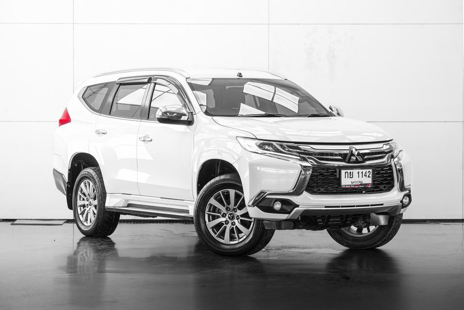 2016 Mitsubishi Pajero Sport 2.4 GT 2WD สีขาว เลขไมล์ 114499 กม.