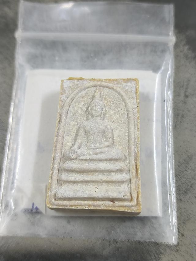พระสมเด็จพิมพ์ประธานพร หลังรูปเหมือนหันข้าง หลวงพ่อแพ วัดพิกุลทอง จ.สิงห์บุรี