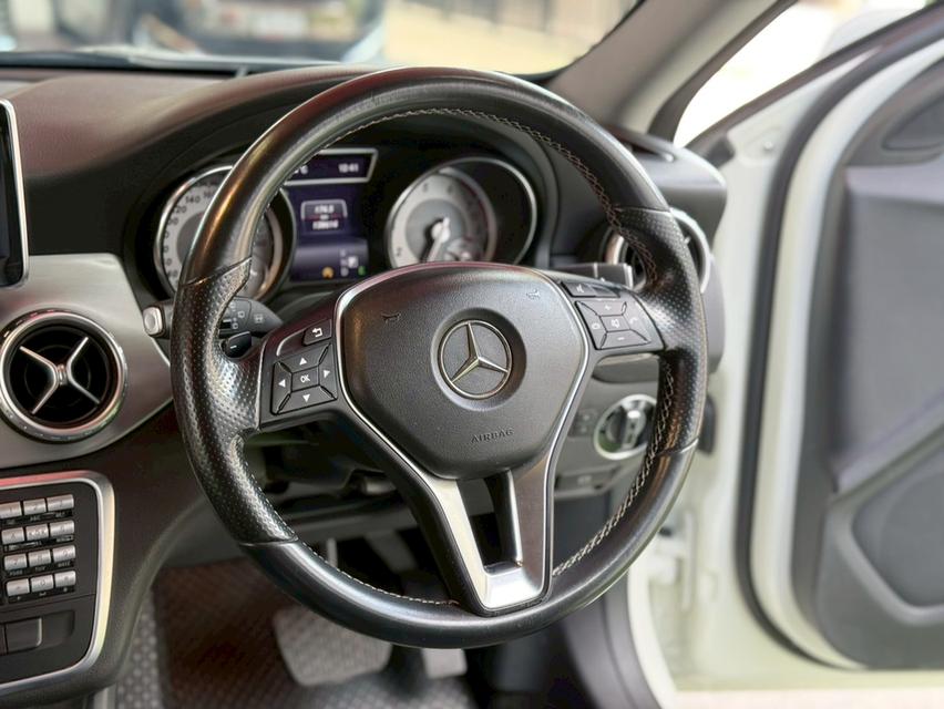 MERCEDES-BENZ GLA200 1.6 Urban ปี 2015 รูปที่ 6
