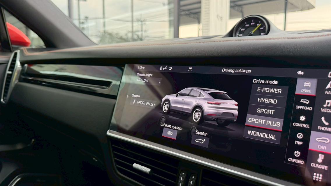 Porsche Cayenne Coupe E-Hybrid 2020 สีส้ม Lava Orange รูปที่ 13