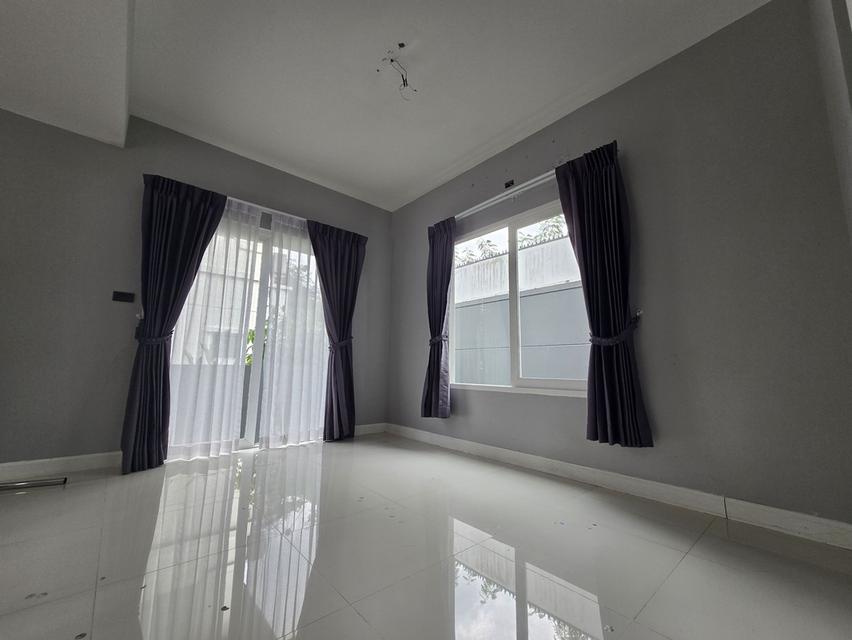 ขายบ้านเดี่ยว 2 ชั้น หมู่บ้านพฤกษ์ลดา 3 รังสิตคลอง 4 ทำเลดี เดินทางสะดวก ตรงข้ามโรงเรียนบีคอนเฮาส์แย้มสอาดรังสิต 5