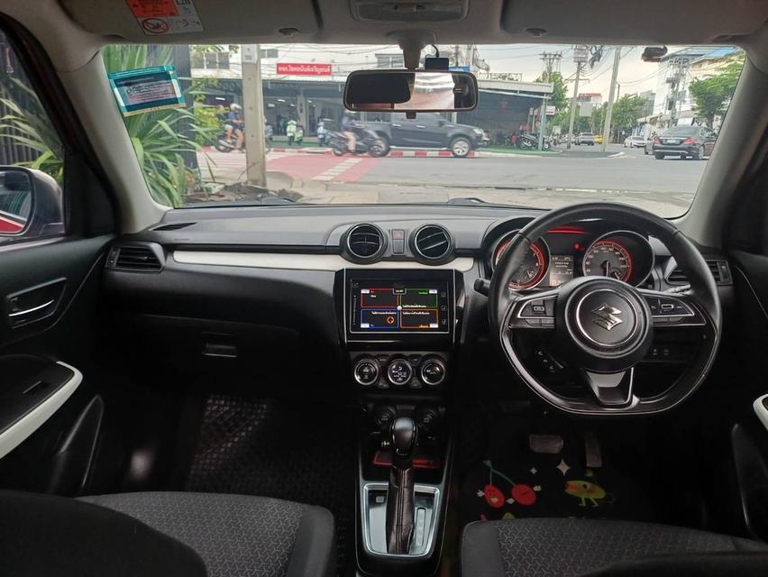 ปี2019 SUZUKI SWIFT NAVI AT TOP มือเดียวออกห้าง