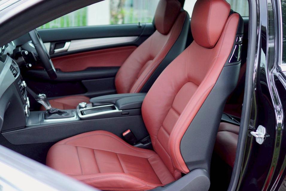 Benz C180 COUPE AMG Sport 2013 สีดำ รูปที่ 13