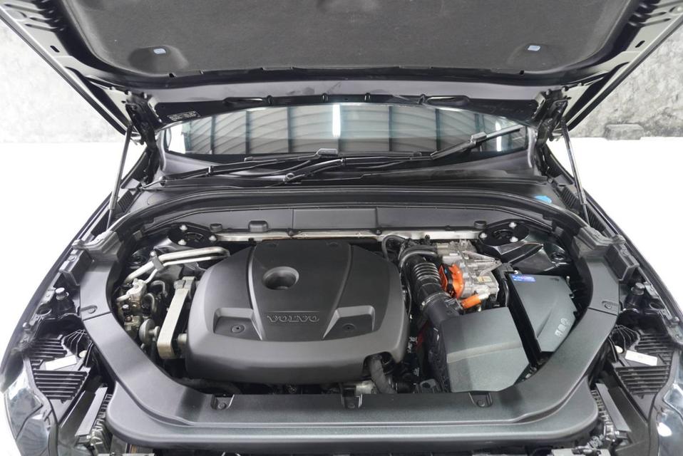 รหัสรถ JRS5889 Volvo XC60 T8 Inscription AWD ปี 2019 5