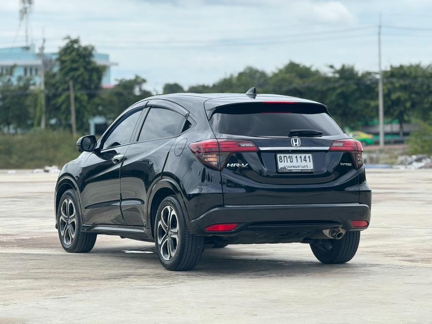 HONDA HRV 1.8 EL ปี 18สีดำ   ออโต้  สวยหรูสปอร์ตน่าขับมากๆ  2