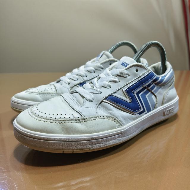 Penn x VANS Lowland Comfycush 'blanc De Blanc Navy'‼️Limited Edition Collaboration Between Vans and Penn.‼️Made in Vietnam🇻🇳Size. 40/25.5cm รูปย่อยที่ 2