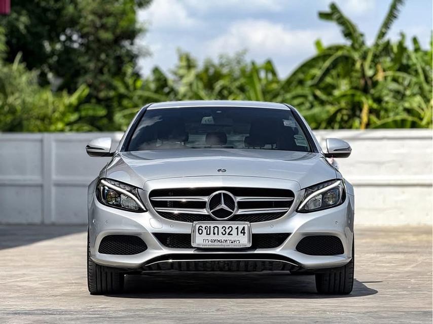 ปี 2017 BENZ C-CLASS, C350e AVANTGARDE โฉม W205 Plug-in Hybrid มือเดียวป้ายแดง 6