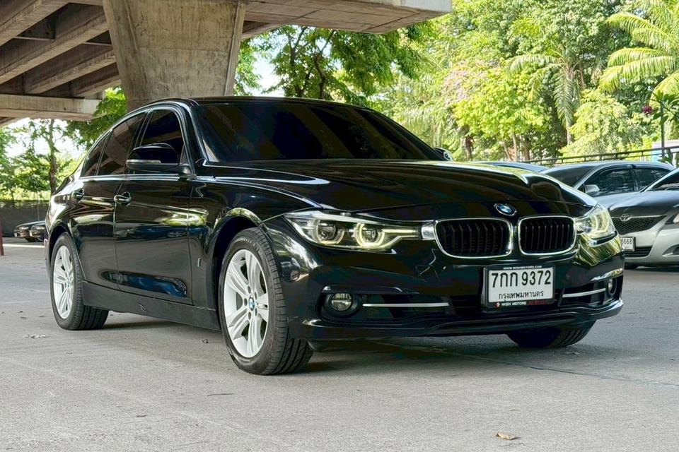 2018 BMW 330e 2.0 AT รูปย่อยที่ 3
