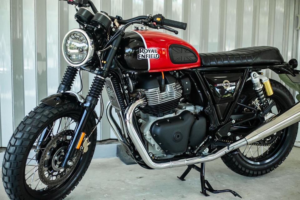 Interceptor650