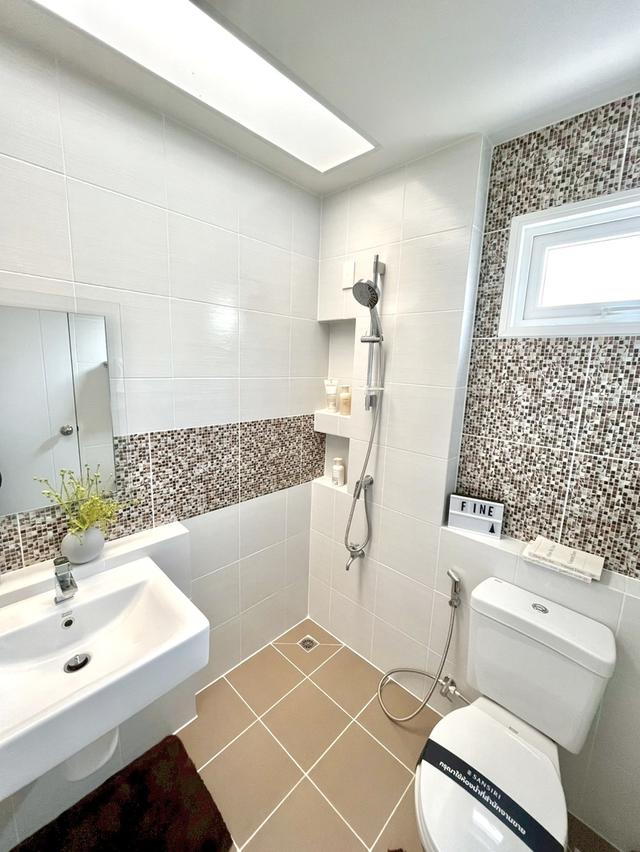 ขายบ้านตัวอย่างแปลงมุม บิ้วอินทั้งหลังพร้อมเฟอร์ต่อเติมครบ พร้อมอยู่ เจ้าของขายเอง สิริ เพลส ราชพฤกษ์-พระราม 5 13