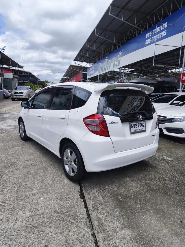 HONDA JAZZ 1.5V 2009 8