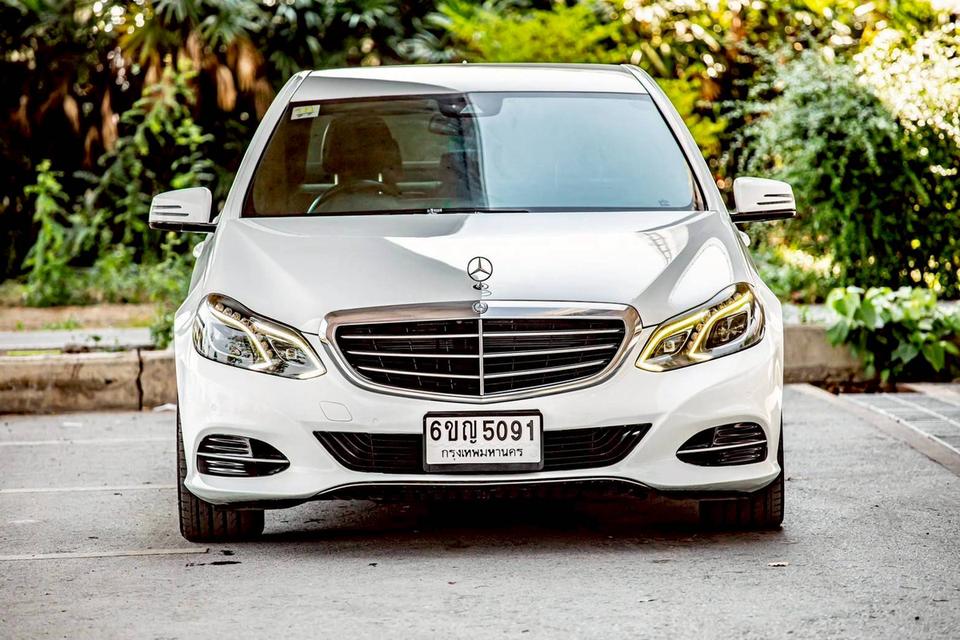 คุ้มๆ Benz E300 AMG  Bluetec ปี 2013 รถสวยมือเดียว ใช้น้อยมาก ประวัติศูนย์ครบ 2
