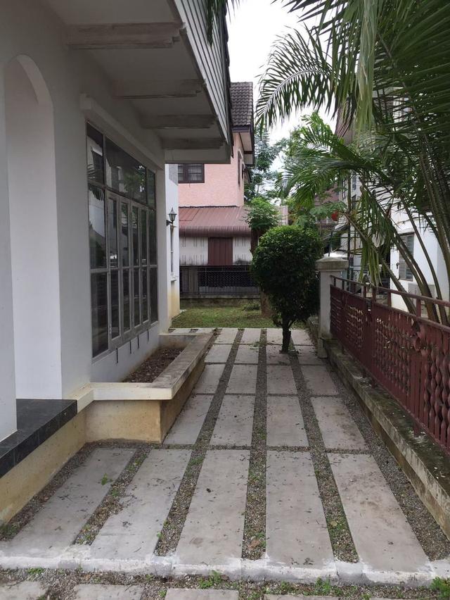 บ้านเดี่ยว 2 ชั้น หมู่บ้าน นันทนา 1  แลนด์แอนด์เฮาส์แม่โจ้ 2