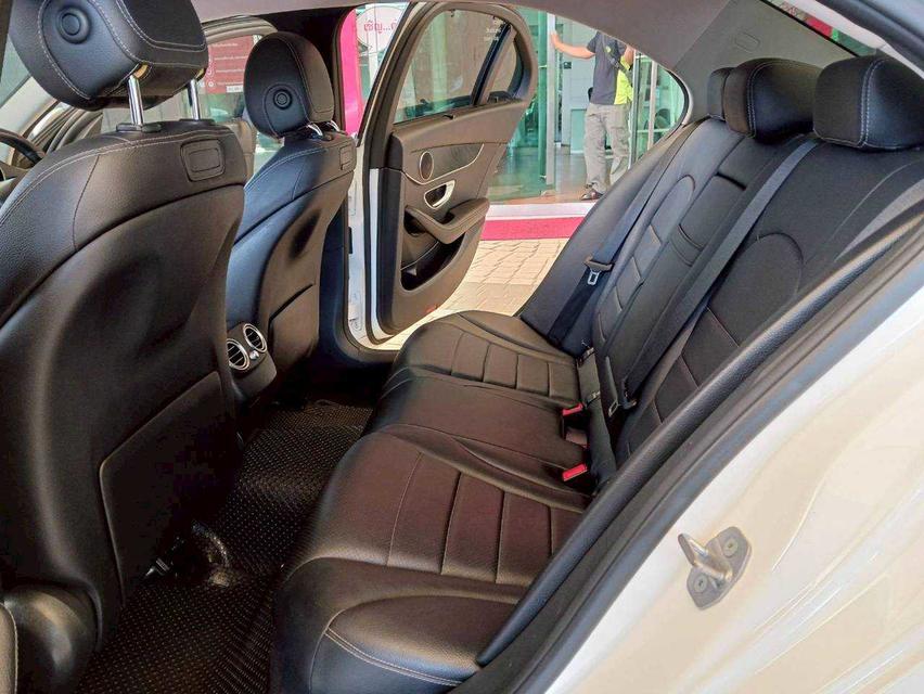 Mercedes-Benz C350e W205 Plug-in Hybrid AT ปี 2017 14