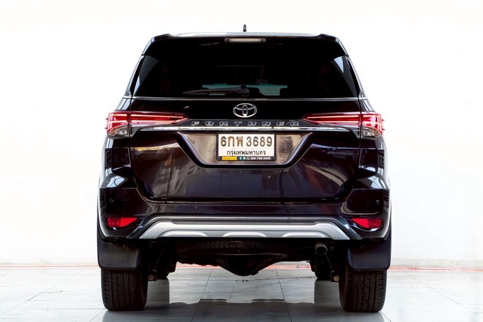 รหัสรถ 2A676 FORTUNER 2.4 V 2WD 2017