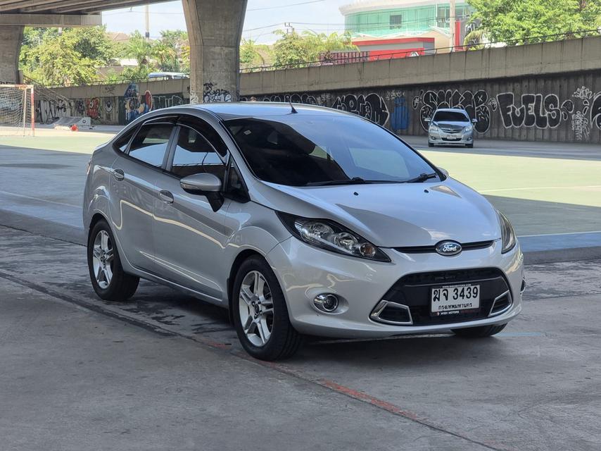 FORD Fiesta 1.6 S Sedan Auto ปี 2010 / 2012  1