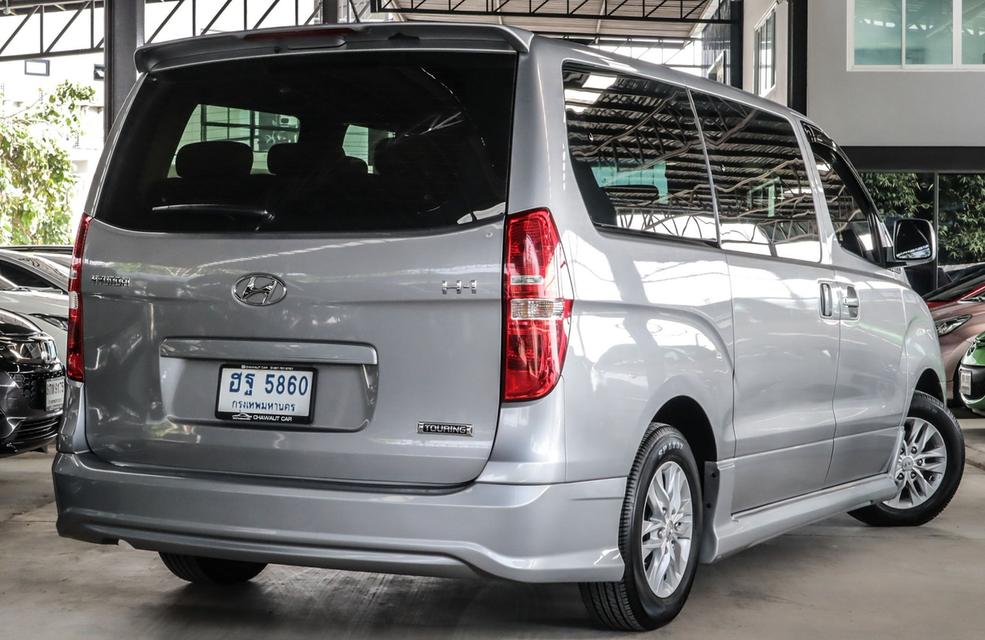 2018 HYUNDAI H-1 2.5 TOURING ดีเซล 15