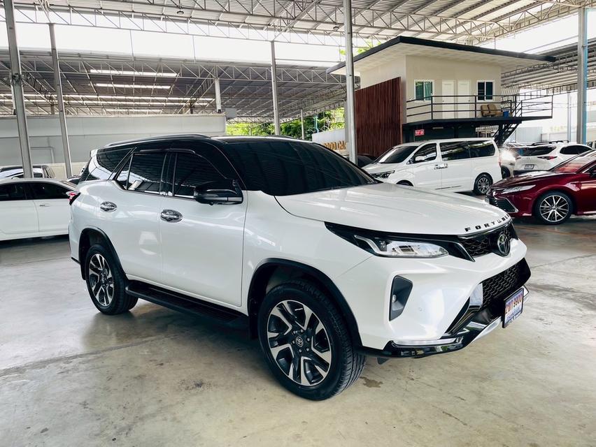 TOYOTA FORTUNER 2.4 LEGENDER 2023ð āļĢāļđāļāļĒāđāļāļĒāļāļĩāđ 2