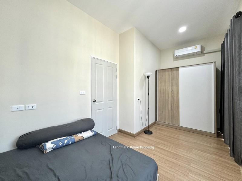 LM24-0318 ขายขาดทุน ทาวน์เฮ้าส์ 2 ชั้น โกลเด้นทาวน์ 3 พันท้ายนรสิงห์ เนื้อที่ 16.3 ตรว 3นอน 2น้ำ 6