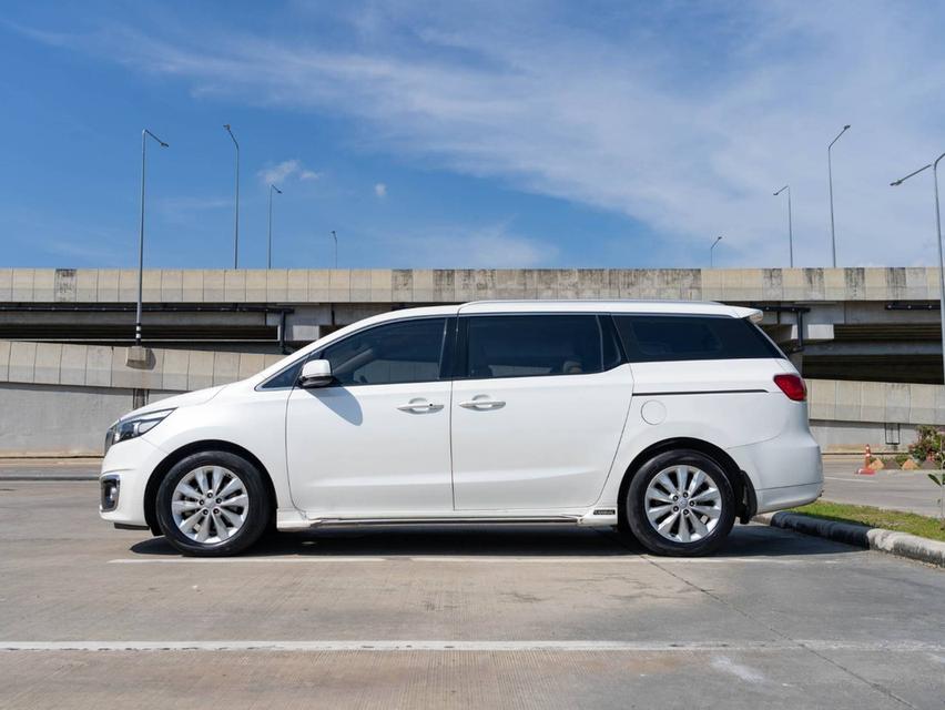 KIA GRAND Carnival 2.2 Ex ปี 2016 จด 2018 ขายถูก รถหรูสภาพสวย 6