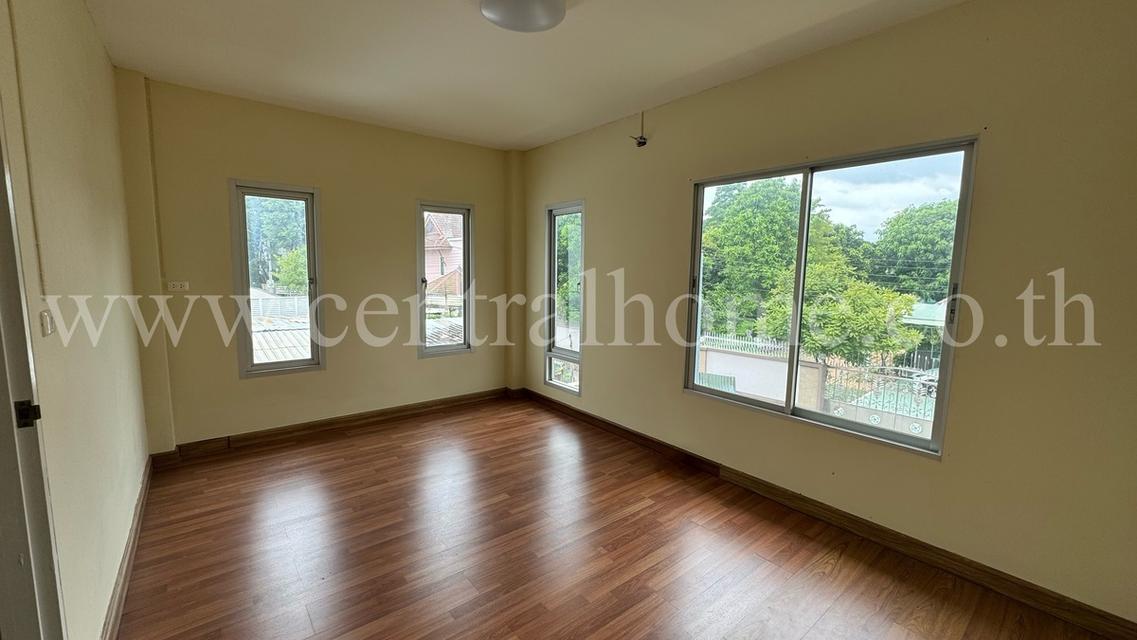 บ้านเดี่ยว 50 ตร.วา ซอยสุคนธสวัสดิ์ 20 ลาดพร้าว บัานไม่เคยเข้าอยู่ 11