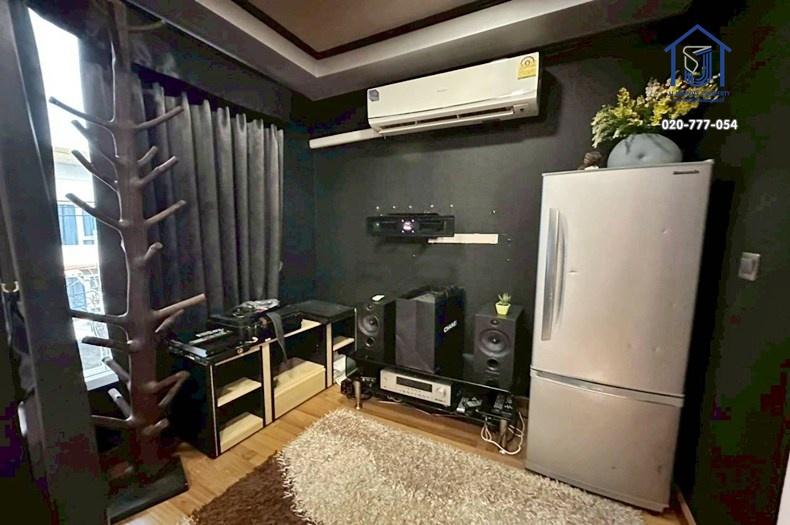 ขายทาวน์โฮม 3 ชั้น The Trust เกษตร-นวมินทร์ ซอยนวลจันทร์ 21/2  ใกล้ทางด่วนรามอินทรา-อาจณรงค์ 12