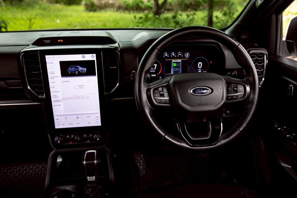Ford Everest 2.0 Bi-Turbo Titanium ปี 2023 ซันรูฟ มือเดียว ใหม่มากๆ 13