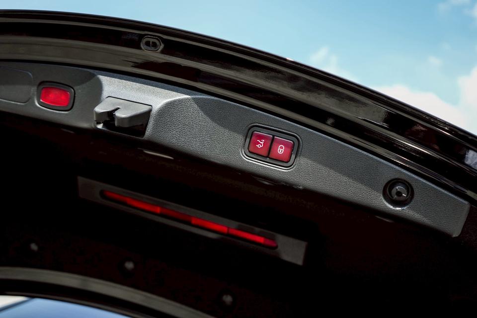 รหัสรถ CBL4774 Mercedes-Benz E300 Coupe AMG Dynamic W238 AT 2018 7