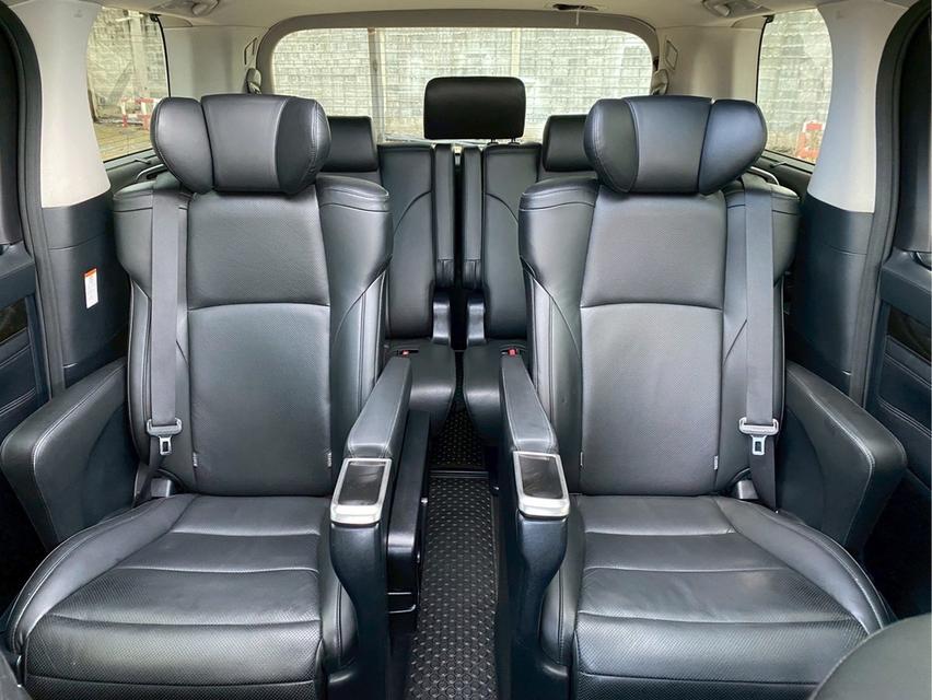 รหัสรถ PBG9999 Toyota Vellfire 2.5 ZG  ปี 2015 11