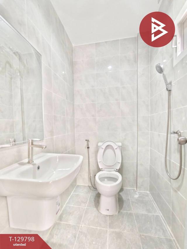 ขายด่วนทาวน์เฮ้าส์ หมู่บ้านแสนสบาย นนทบุรี รีโนเวทพร้อมเข้าอยู่ ทำเลดี 13