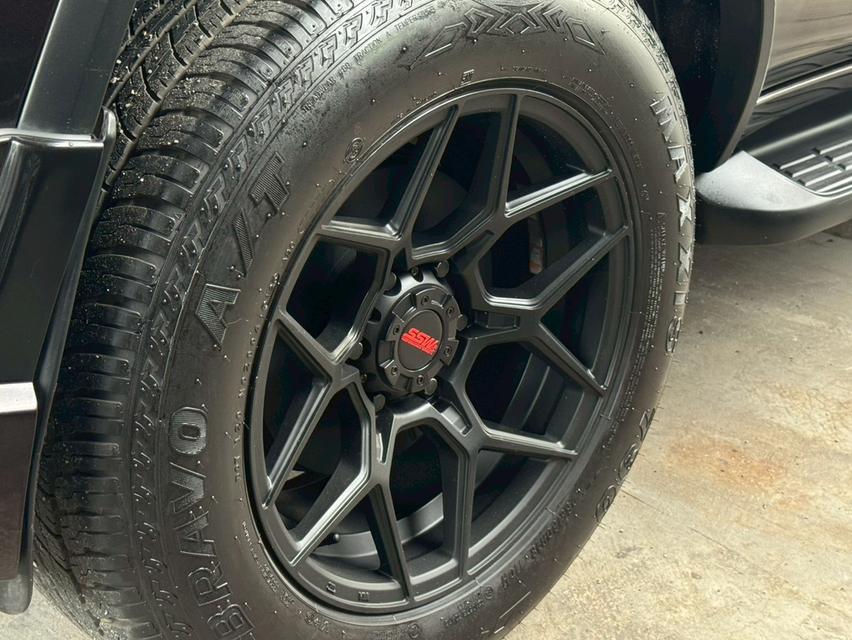 Toyota Fortuner 2.4V ปี16 18