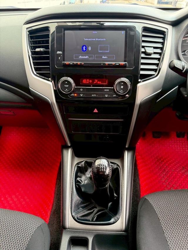 MITSUBISHI TRITON 2.4GT PLUS BOUBLE CAB 2021 สีดำ เกียร์ธรรมดา ดีเซล มือเดียวป้ายแดง 7