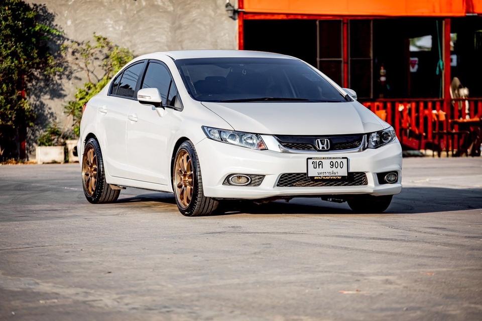 Honda Civic Fb 1.8ES ภายในดำ เบาะไฟฟ้า สีขาว ปี 2013 รูปที่ 5