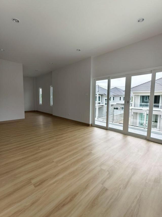 Sale!! ขายบ้านใหม่ หลังใหญ่ 6 ห้องนอน พื้นที่กว้างขว้าง บ้านโครงการ ใกล้สนามบินเียง 12 กิโลเมตร 15