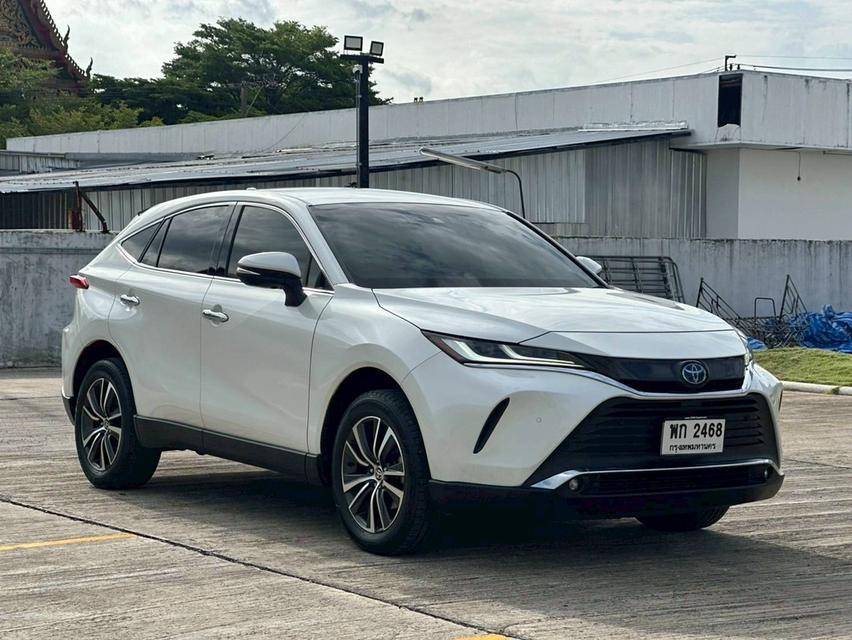 Toyota Harrier Hybrid G ปี 2021 • Mileage: 95,000 km