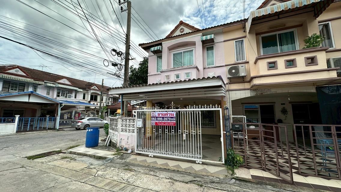 หมู่บ้านเคซี 3 ซอย 8 ถนนหทัยราษฎร์ แขวงสามวาตะวันตก เขตมีนบุรี กรุงเทพมหานคร 1