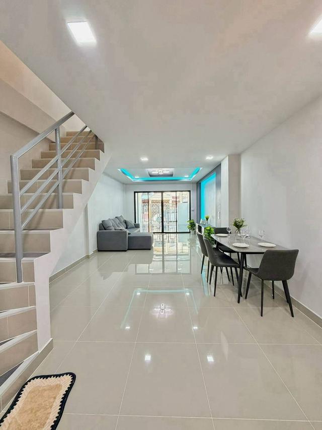 👨‍👩‍👧‍👦 หาบ้านขยายครอบครัว ในชุมชนน่าอยู่  ใกล้โรงพยาบาลและห้างสรรพสินค้า 🏡 ทาวน์เฮาส์ 2 ชั้น มบ.บางใหญ่ซิตี้ บ้านสวยพร้อมย้ายเข้าอยู่ได้เลย! 15
