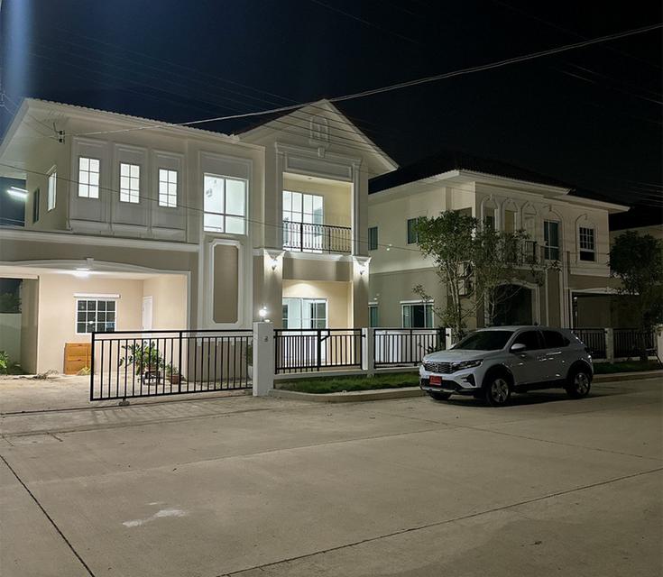 โครงการ แลนซีโอ คริป วงแหวนฯ-รังสิต คลอง 4 ให้เช่าบ้านเดี่ยว 51 ตร.วา 3 ห้องนอน 3 ห้องน้ำ จอดรถ 2 คัน ใกล้โรงเรียนสวนกุหลาบรังสิต (สัญญา 6 เดือน-1 ปี) 1