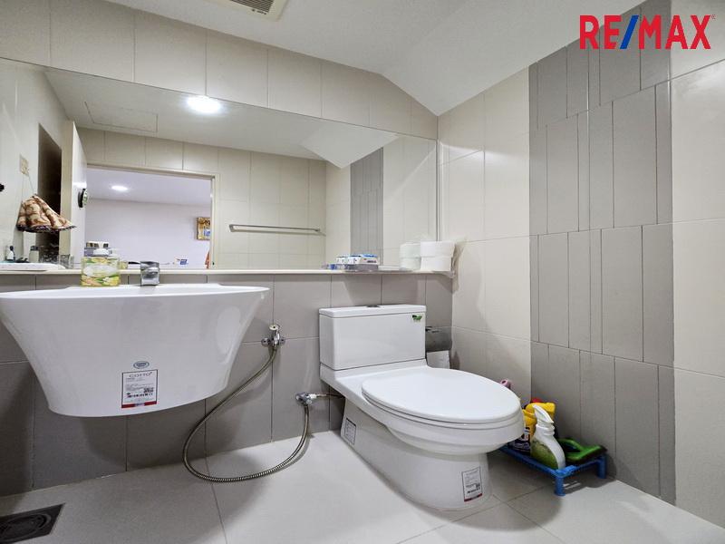 ขายทาวน์โฮม 3 ชั้น บ้านกลางเมือง กัลปพฤกษ์ ใกล้เดอะมอลล์บางแค ซ.ศาลธนบุรี 29/2 กำนันแม้น 11