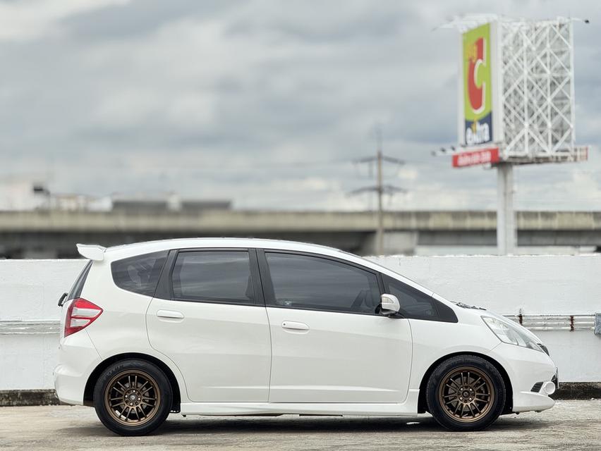 HONDA JAZZ GE AUTO TOP SV IVTEC 8