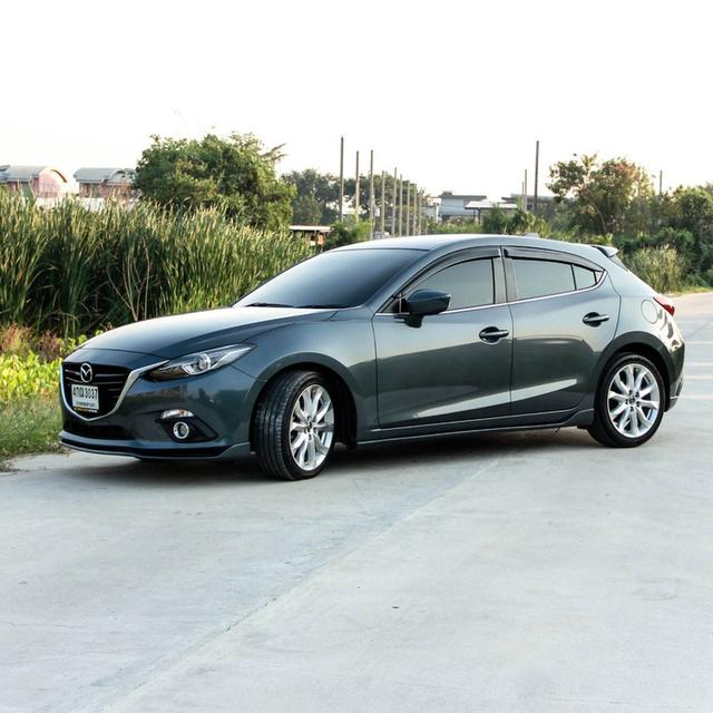 MAZDA 3 2.0 S SPORTS ปี 2015 โฉม ปี14-19 5Dr