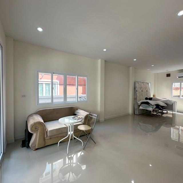 บ้านแฝด กิตติชัย18 ศาลายา ใกล้ ม.มหิดล พุทธมณฑลสาย4 ทวีวัฒนา บรมราชชนนี นครปฐม : Baan Kittichai 18 4