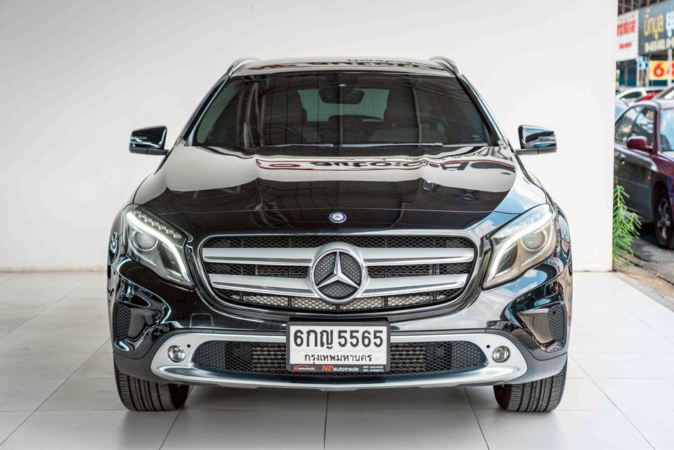 รหัสรถ NP5565 BENZ GLA200 URBAN ปีรถ : 2017 6