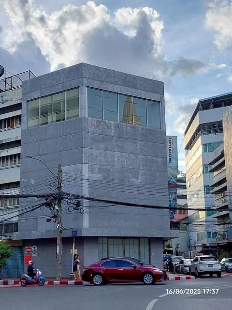 ให้เช่าอาคารพาณิชย์ 4.5 ชั้น 2 คูหา 446 ตรม.บนถนนเยาวราช 3 วงเวียนโอเดี่ยน ใกล้ MRT หัวลำโพง 2