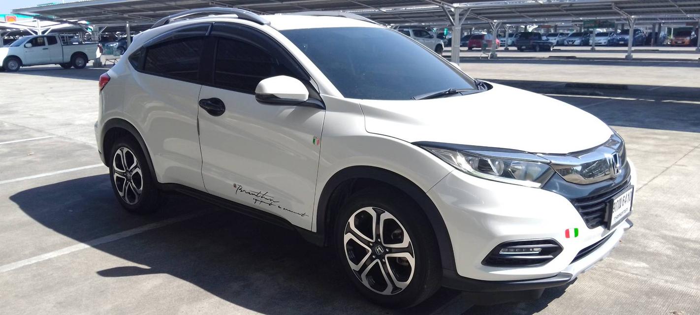 HONDA HRV สีขาว 1.8 EL ปี 2019 4