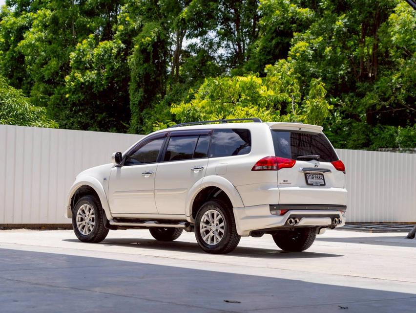 Mitsubishi Pajero 2.5 GT Sport ปีจด 2015 7